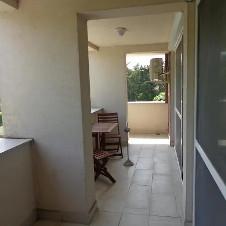 Apartament Ezustpart Apartman